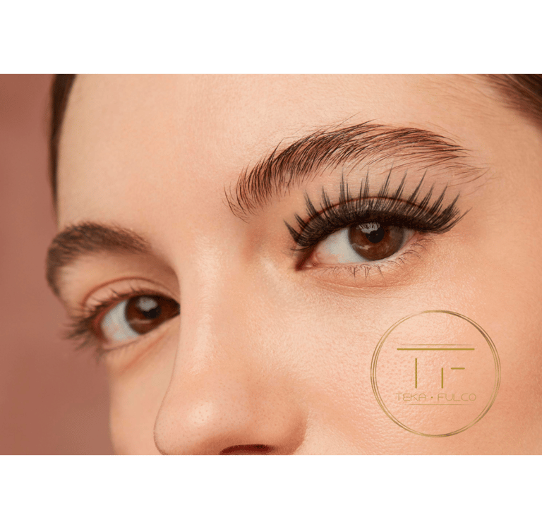 Curso de extensão de cílios com certificado em Curitiba