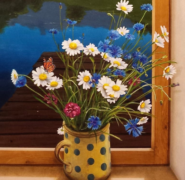 Une peinture de bouquet de fleurs des champs dans un pot d'antan sur le rebord d'une fenêtre ouverte