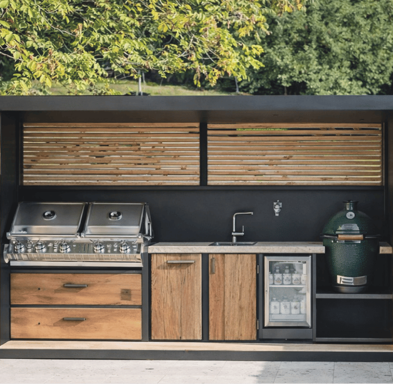 Modulo de cocina de exterior con ahumador