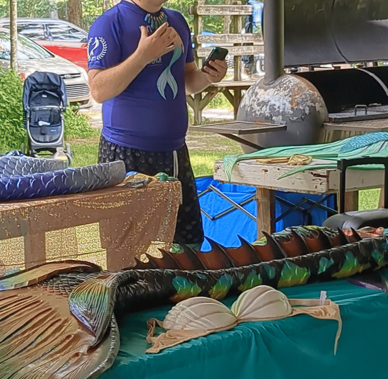 @jurassicmerman's fin-tastic Insight Into Silicone Tail Trends