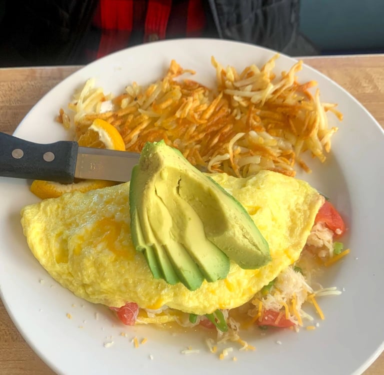 Omelet breakfast at Trinidad Bay Eatery and Gallery