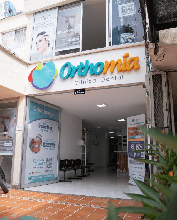 Orthomia clinica dental pereira
