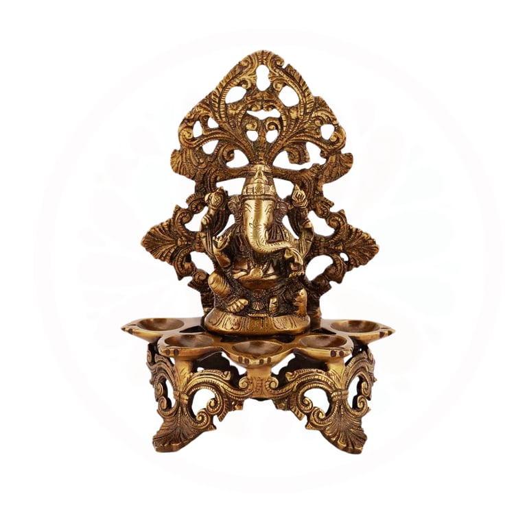 #BrassDeepak #DiyaDecoration #BrassDiya #TraditionalLighting #BrassLamp #DiwaliDecor #HomeDecor #Ind