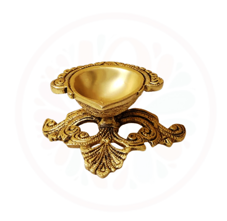 #BrassDeepak #DiyaDecoration #BrassDiya #TraditionalLighting #BrassLamp #DiwaliDecor #HomeDecor #Ind