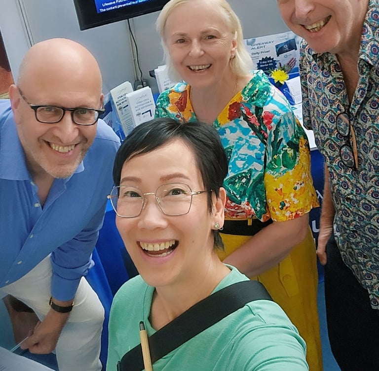 Denise among partners