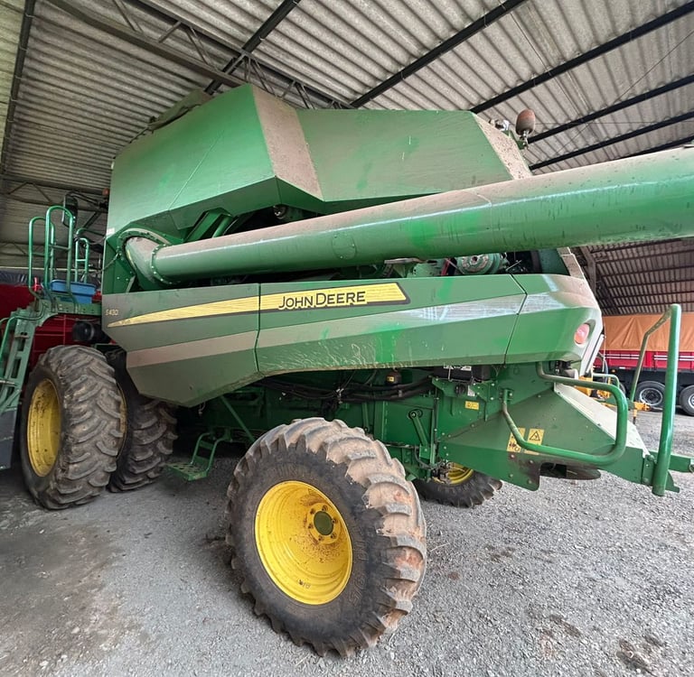 Tipo: Colheitadeira | Marca: John Derre | Modelo: S430 | Ano: 2020