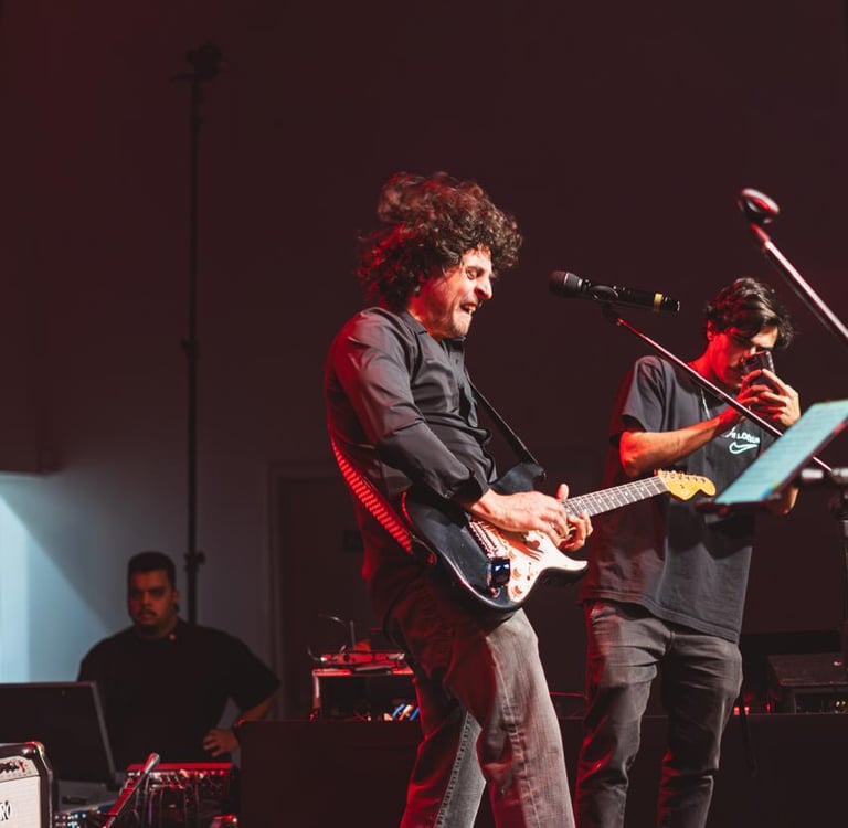 pato guitarrista young trip