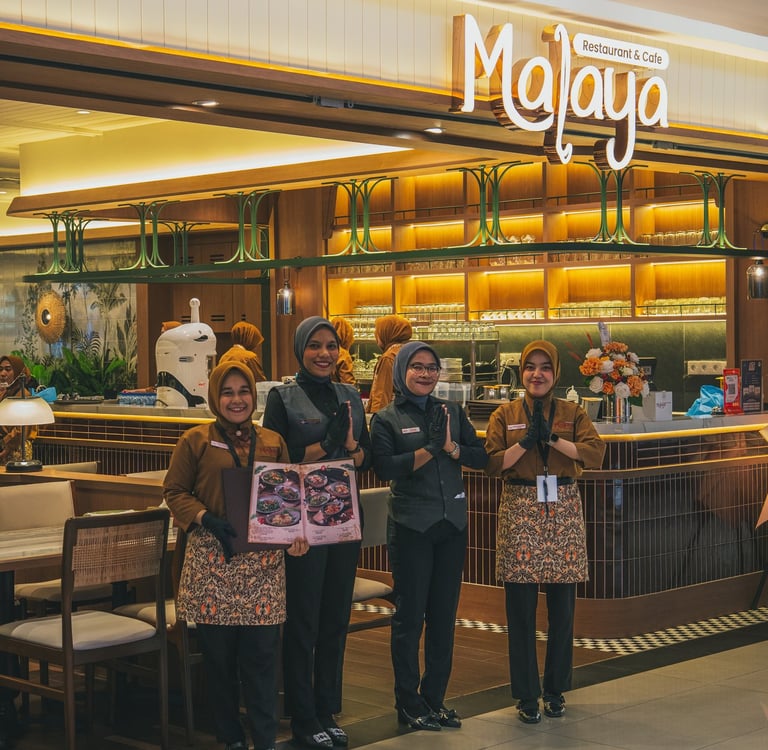 staff welcoming at Malaya cafe Batam