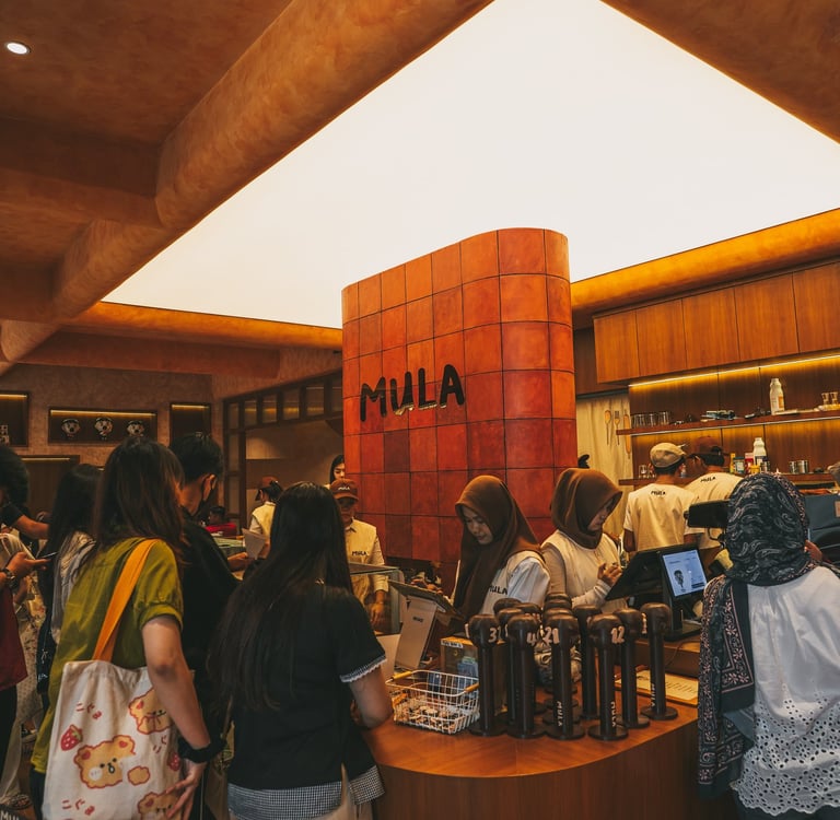 Crowds ordering at Mula Pattiserie Batam
