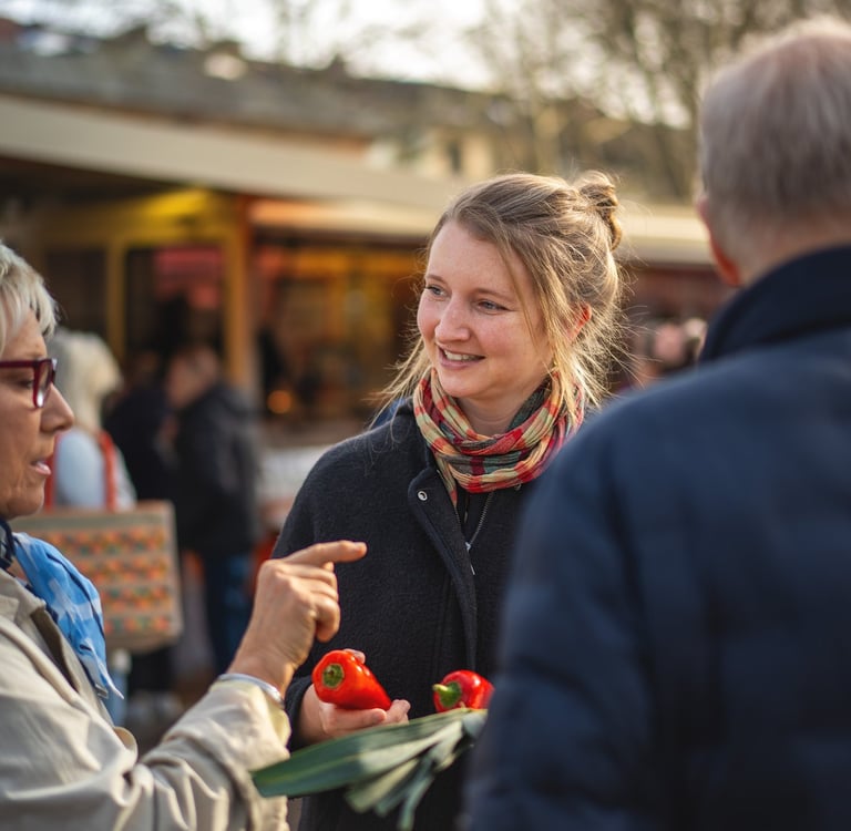 Gespräch über regionales und saisonales Bio-Gemüse