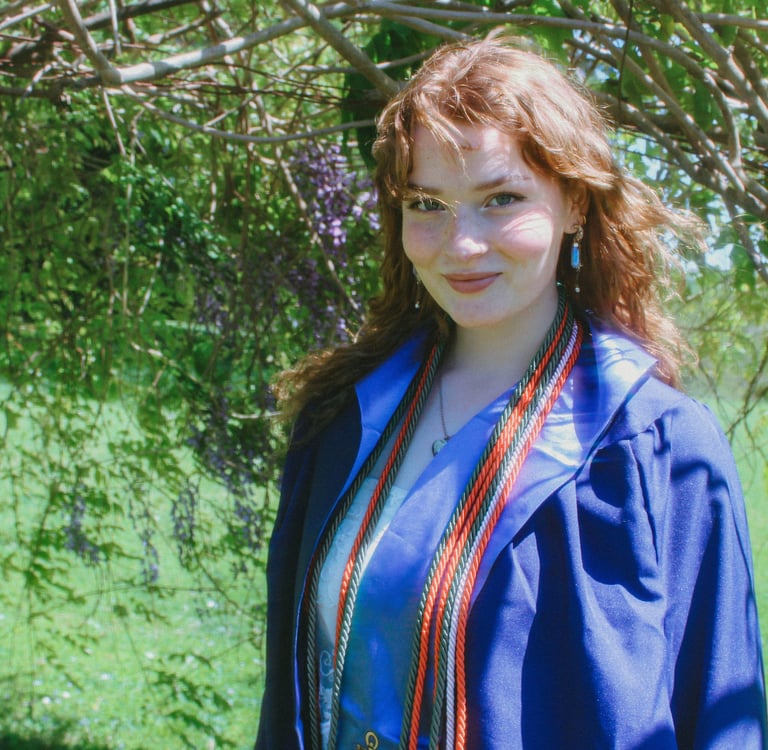 dreamy senior portrait of vcu college graduate at maymont park, richmond va