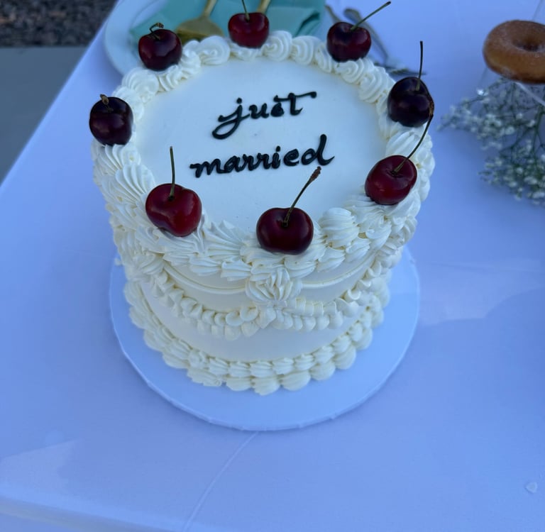 Las Vegas Wedding Cake