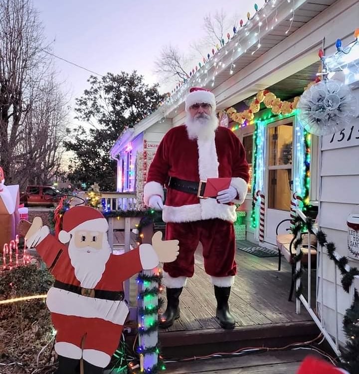 Santa Tom Leaving a home visit