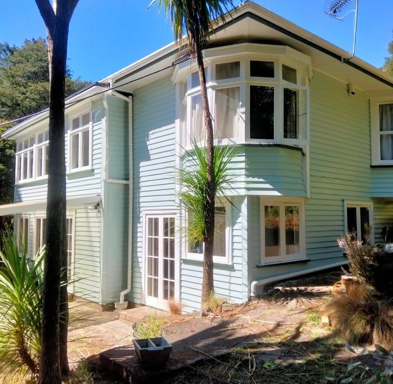 Exterior house painter Auckland - Precision Painting