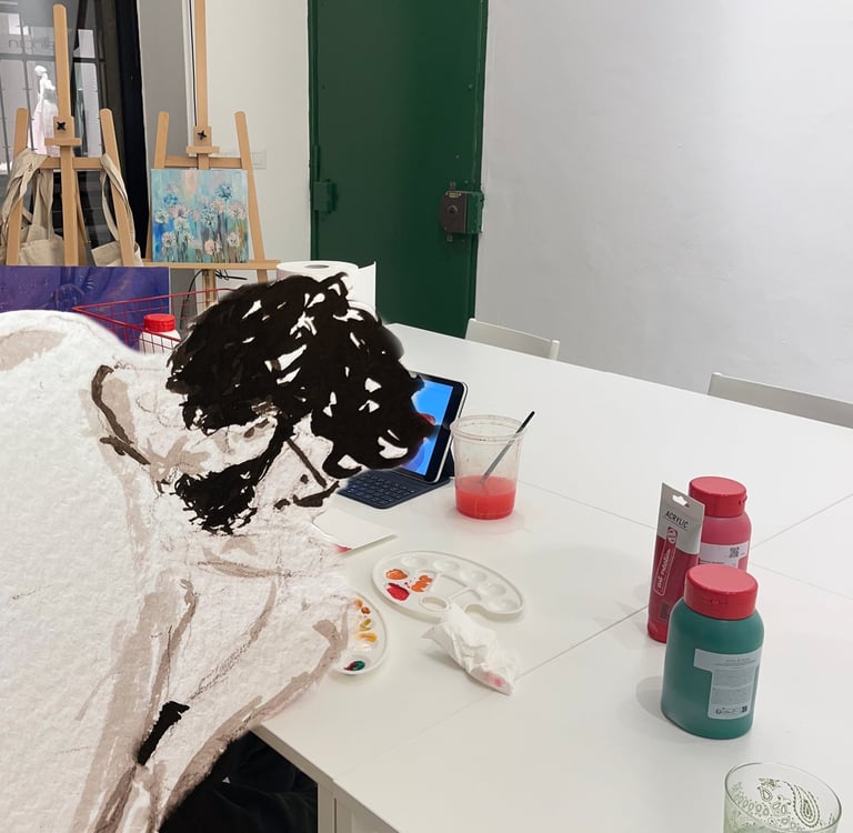 beginner art class working quietly in Turin studio