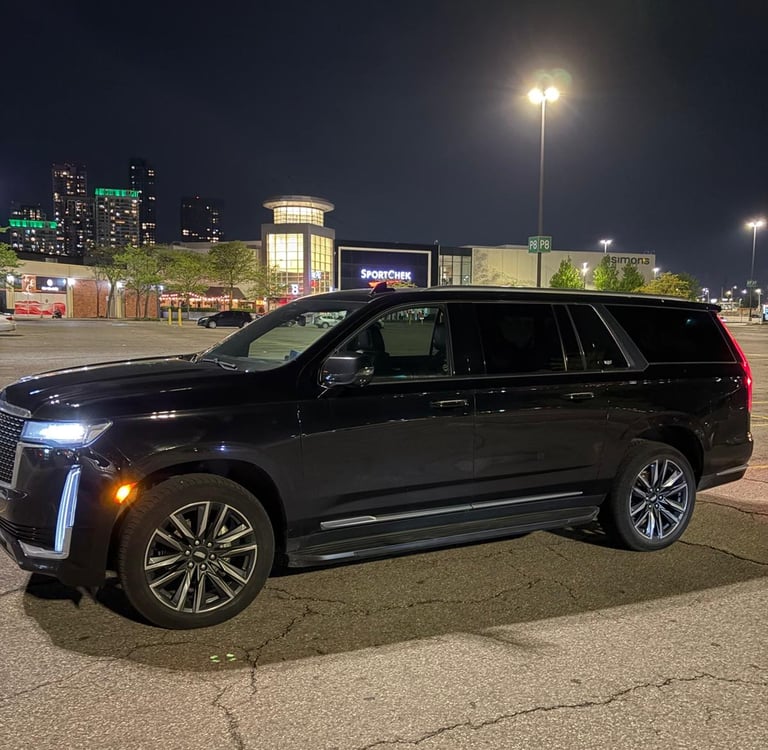 Executive chauffeur service Toronto for business travel