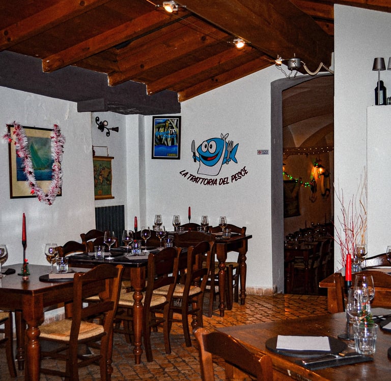 sala interna della Trattoria del Pesce