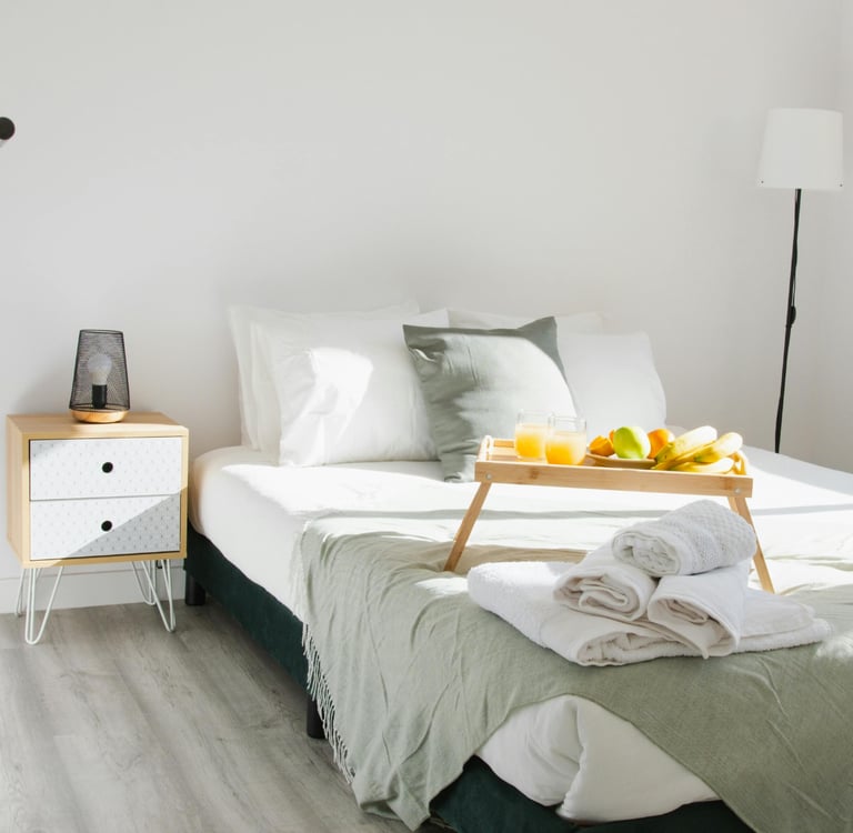 chambre propre avec petit déjeuner 