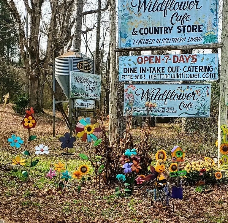 Mentone, AL - Wildflower Cafe in a whimsical setting