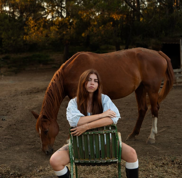 Photo équitation, portrait femme et cheval, photo éditoriale cheval