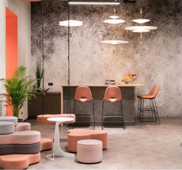 Exemple d'espace professionnel efficace et élégant