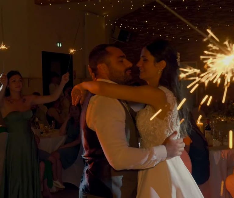 ouverture bal etincelles filmé par une vidéaste de mariage Bretagne