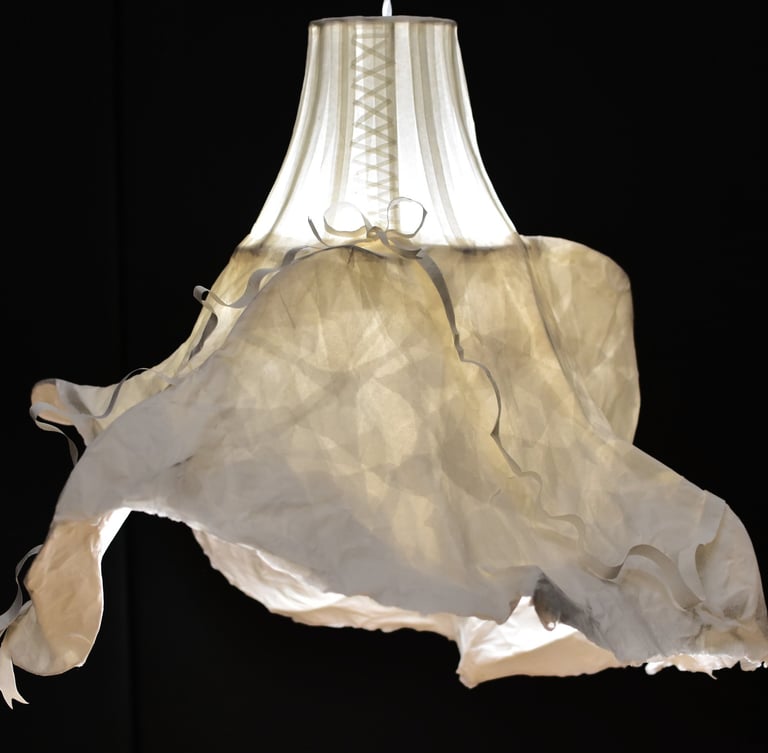 tenue de soirée sculpture lumineuse