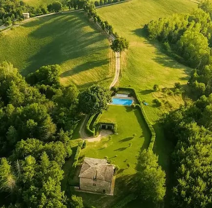 Villa di lusso con piscina nelle Marche