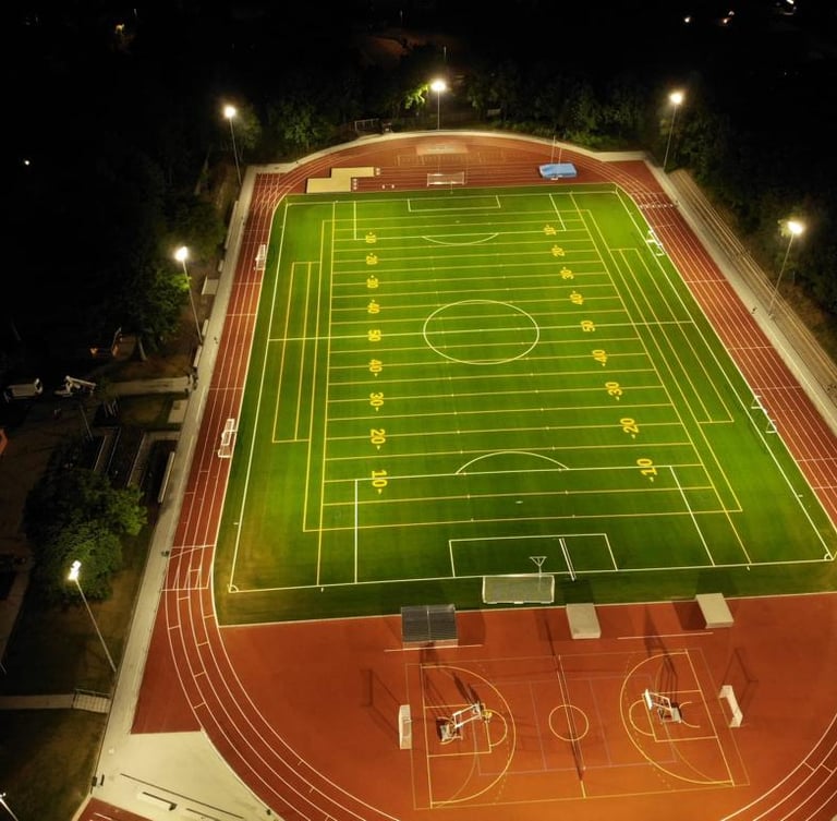 auch Sportplätze und Stadien müssen geprüft werden