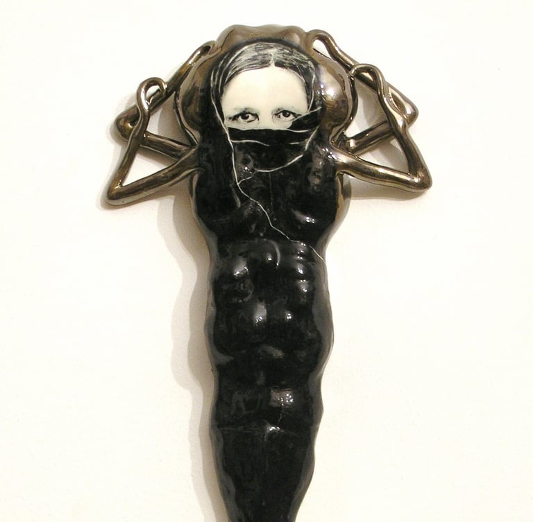 Agnės Šemberaitės keramikiniai laumžirgiai, ciklas "Objektas. Subjektas'' 2009-2010 metai