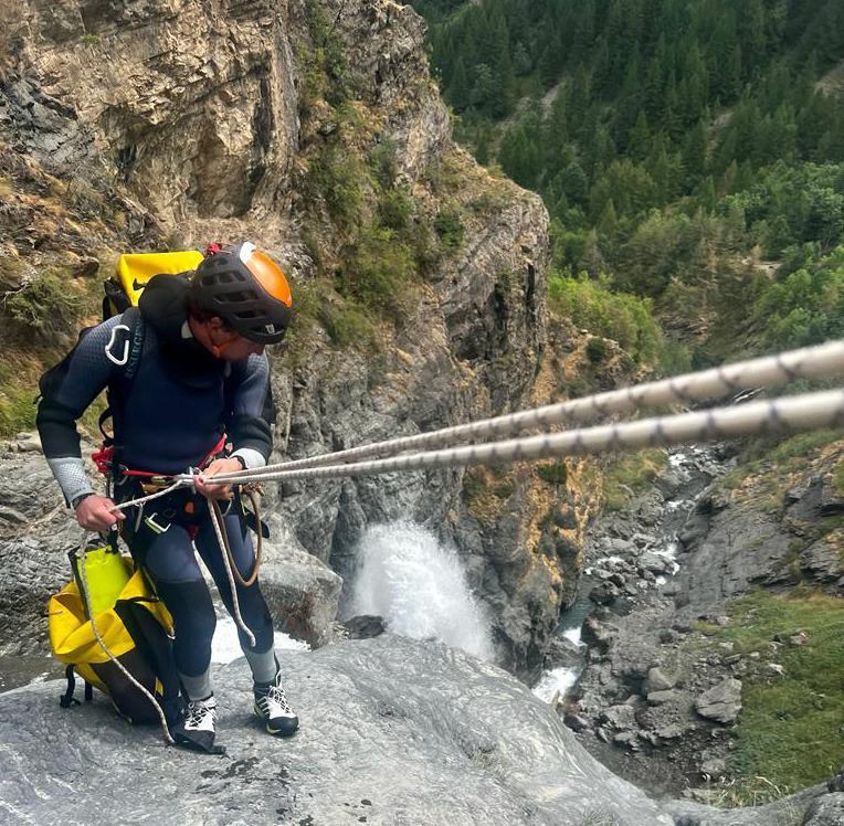 Manuel Meyer, guide moniteur canyoning à Serre-Ponçon, Embrun, Briançon, Guillestre, 05 Hautes-Alpes