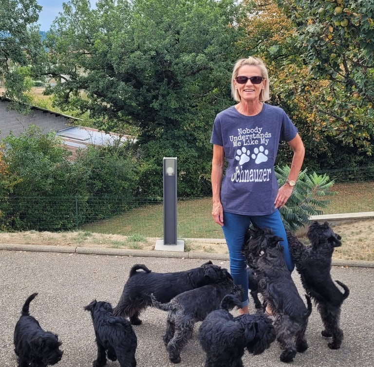 Éleveuse de Schnauzers miniatures