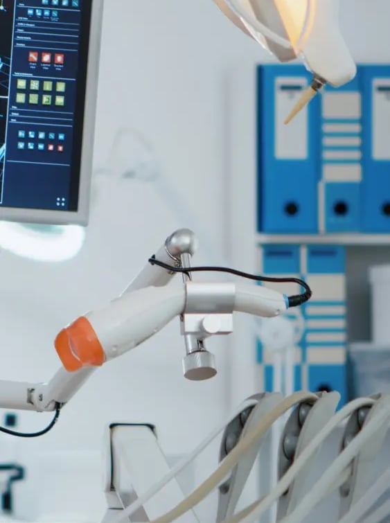 Fixation et emballage renforcé pour déménagement de matériel chirurgical