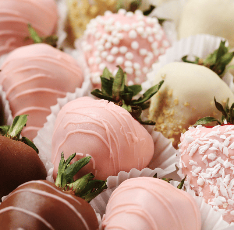 Chocolate Covered Strawberries for Valentines Day - Pink White chocolate, Milk Chocolate 