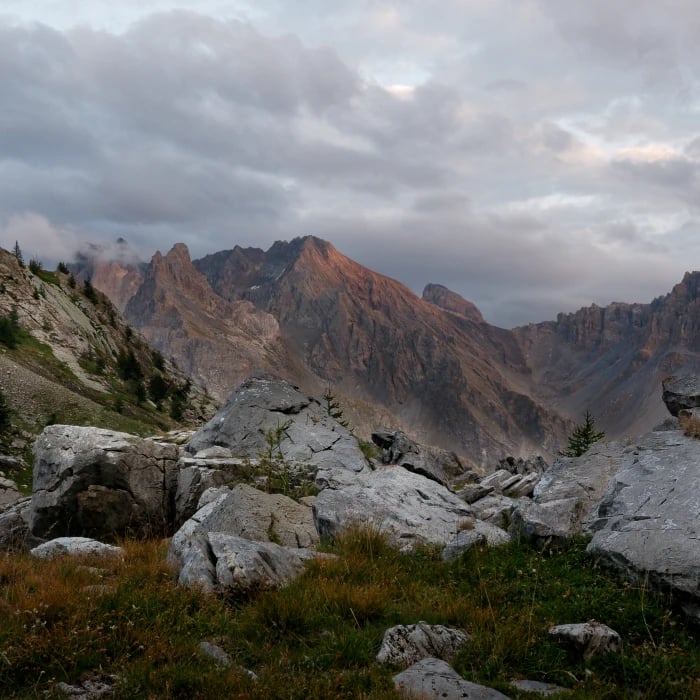 Trek de 7 jours entre Queyras, Ubaye et Mont-Viso. Grand tour de l'aiguille de Chambeyron