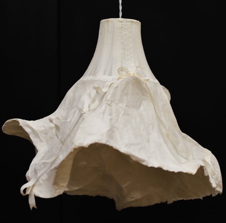 tenue de soirée sculpture lumineuse