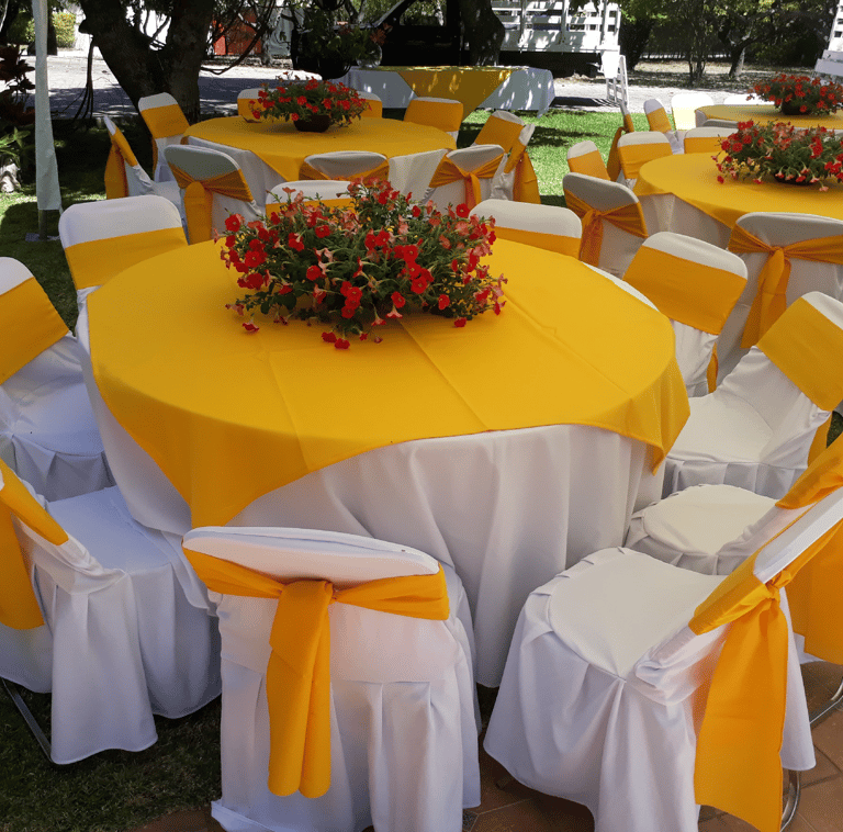 Venta de Manteleria para Eventos Fiestas del Sol Mobiliario www.sillasymesasfiestasdelsol.com