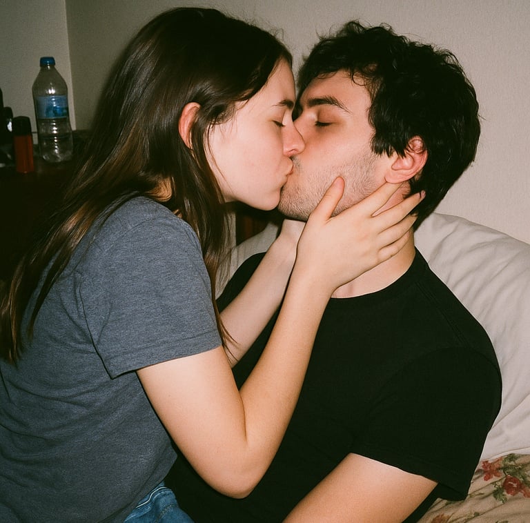 Baisé d'amoureux pour la journée nationale des amoureux.