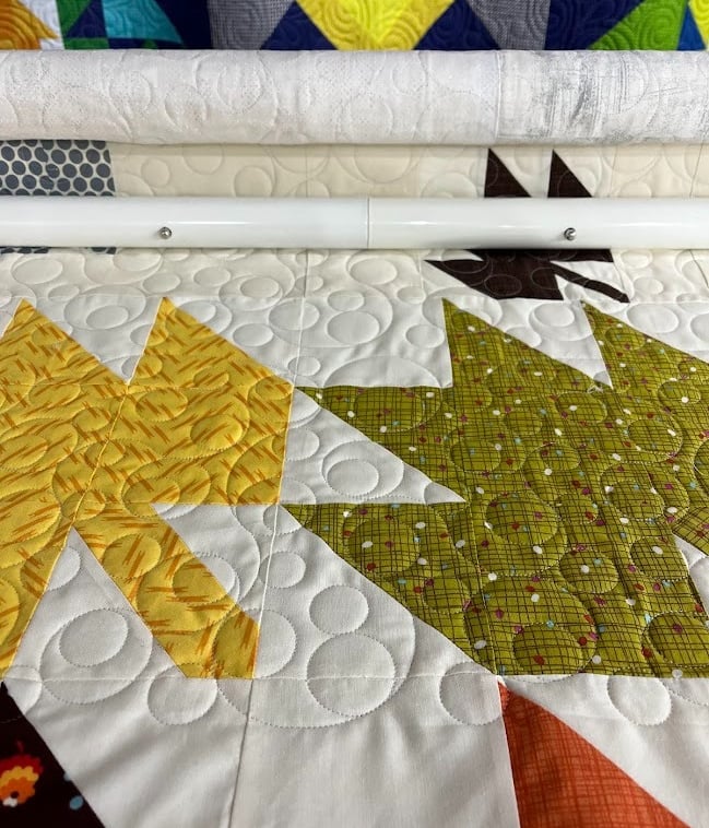 leaf quilt with circle quilting