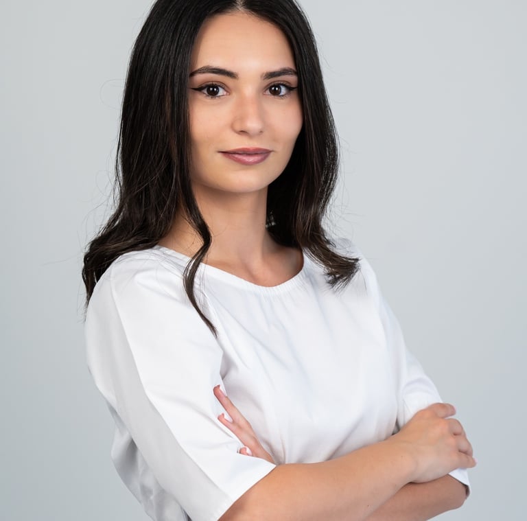 Dr. Alexandra Stoican medic rezident dermatolog Timisoara
