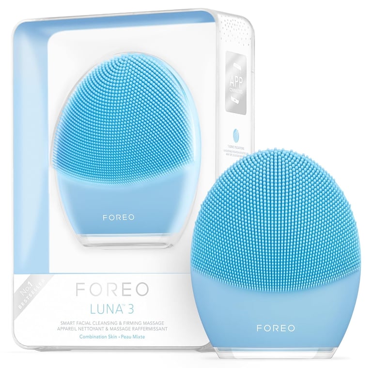 FOREO LUNA 3 silicone facial cleansing brush in pink, designed for deep pore cleansing, gentle exfol
