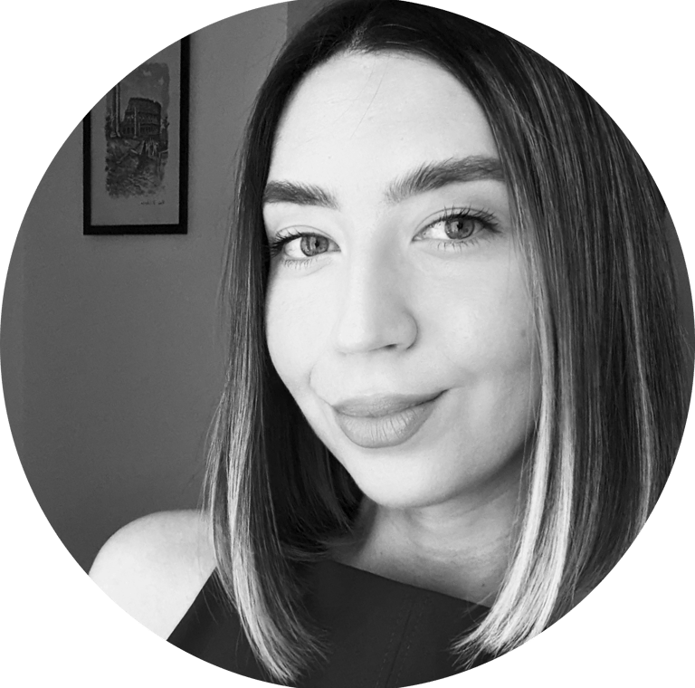 simona, proposal planner pentru organizare cerere in casatorie in Romania, Bucuresti si alte zone