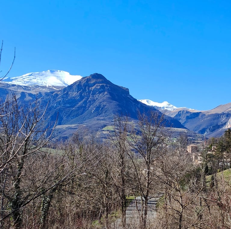 🏔️ Montagna dei Sibillini by Indieblondie® from Le Marche in Italy™