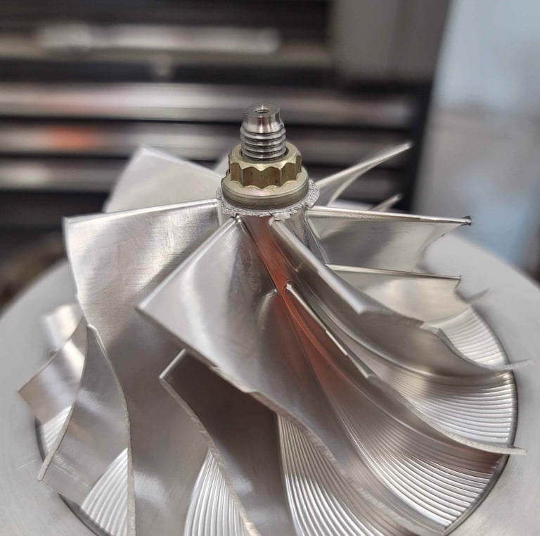 Compressor nut failure, some hints to where things start to go wrong.