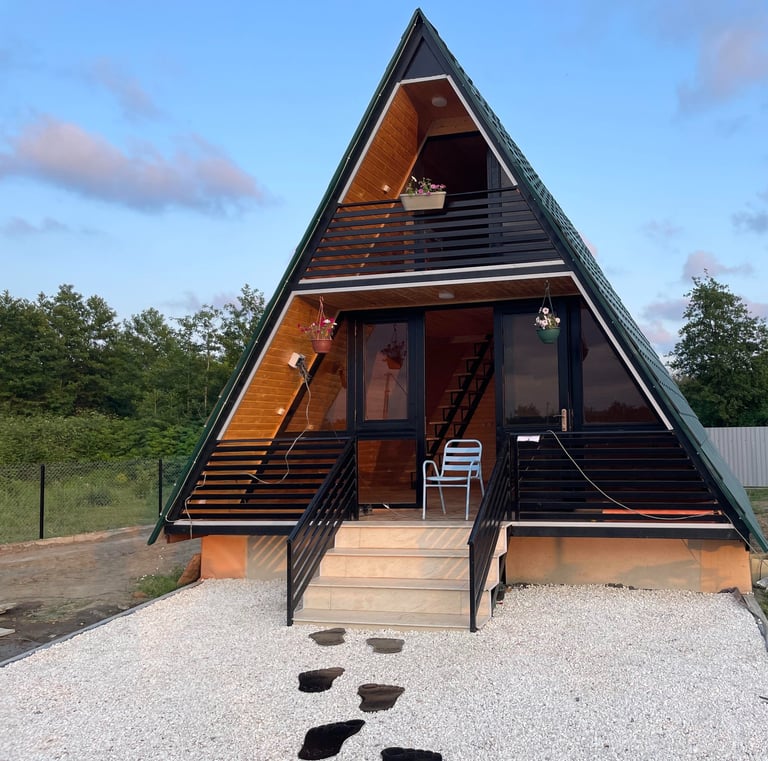 კროშკა, დეკორატიოული ქვის ნამცეცი