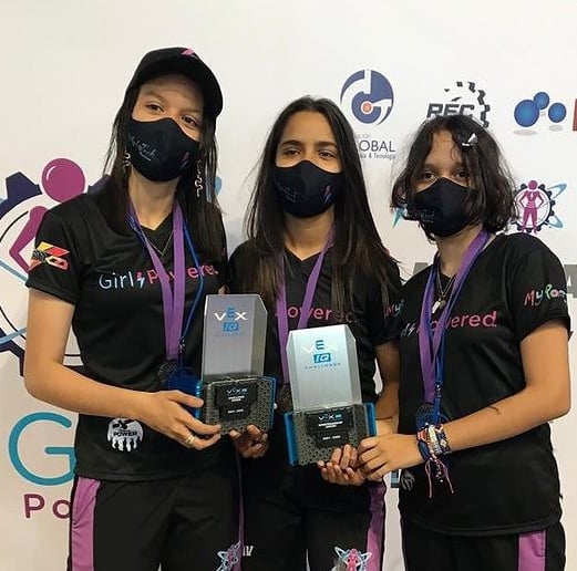 Campeonas Latinoamericanas de robótica femenino Medellín