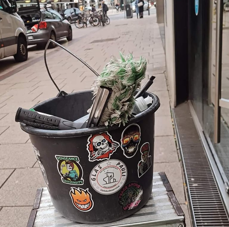 Glasreinigung und Gebäudereinigung in Hamburg – wir arbeiten immer auf höchstem Niveau