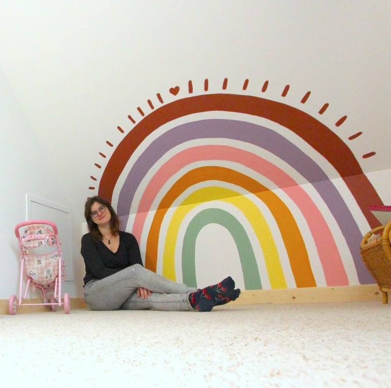 arc-en-ciel peinture mur salle de jeu Caen Normandie Calvados sur-mesure personnalisée