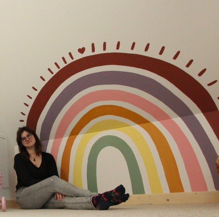 peinture murale en Normandie salle de jeu enfants arc-en-ciel coloré fresque personnalisée clients