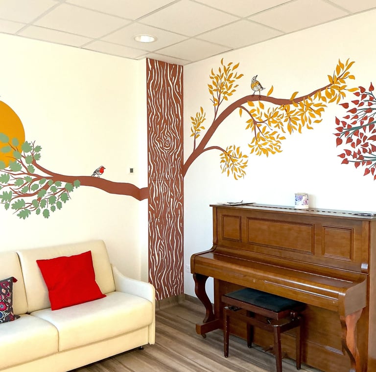 fresque arbre oiseaux salon famille hôpital cancer Baclesse Normandie Caen muraliste peinture murs